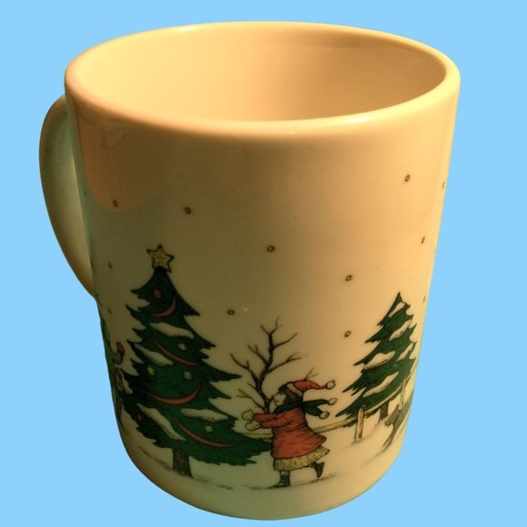 Studio Nova Christmas Coffee Cup Victorian Scene Shopping Christmas Tree - Picture 3 of 9